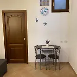 House Maranto شقة