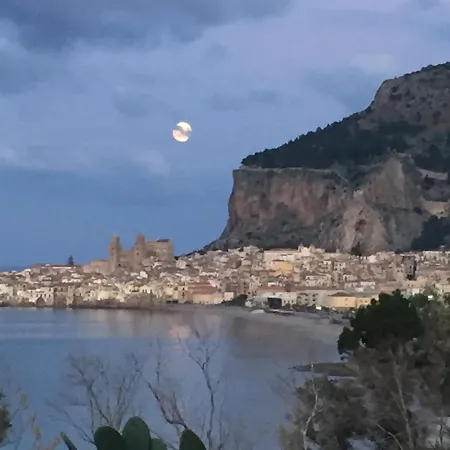 Apartment House Maranto Cefalu